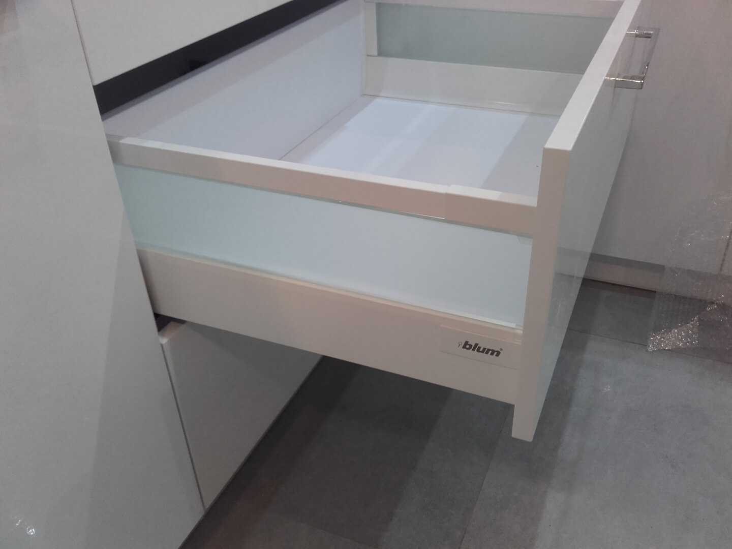Szuflady systemowe BLUM